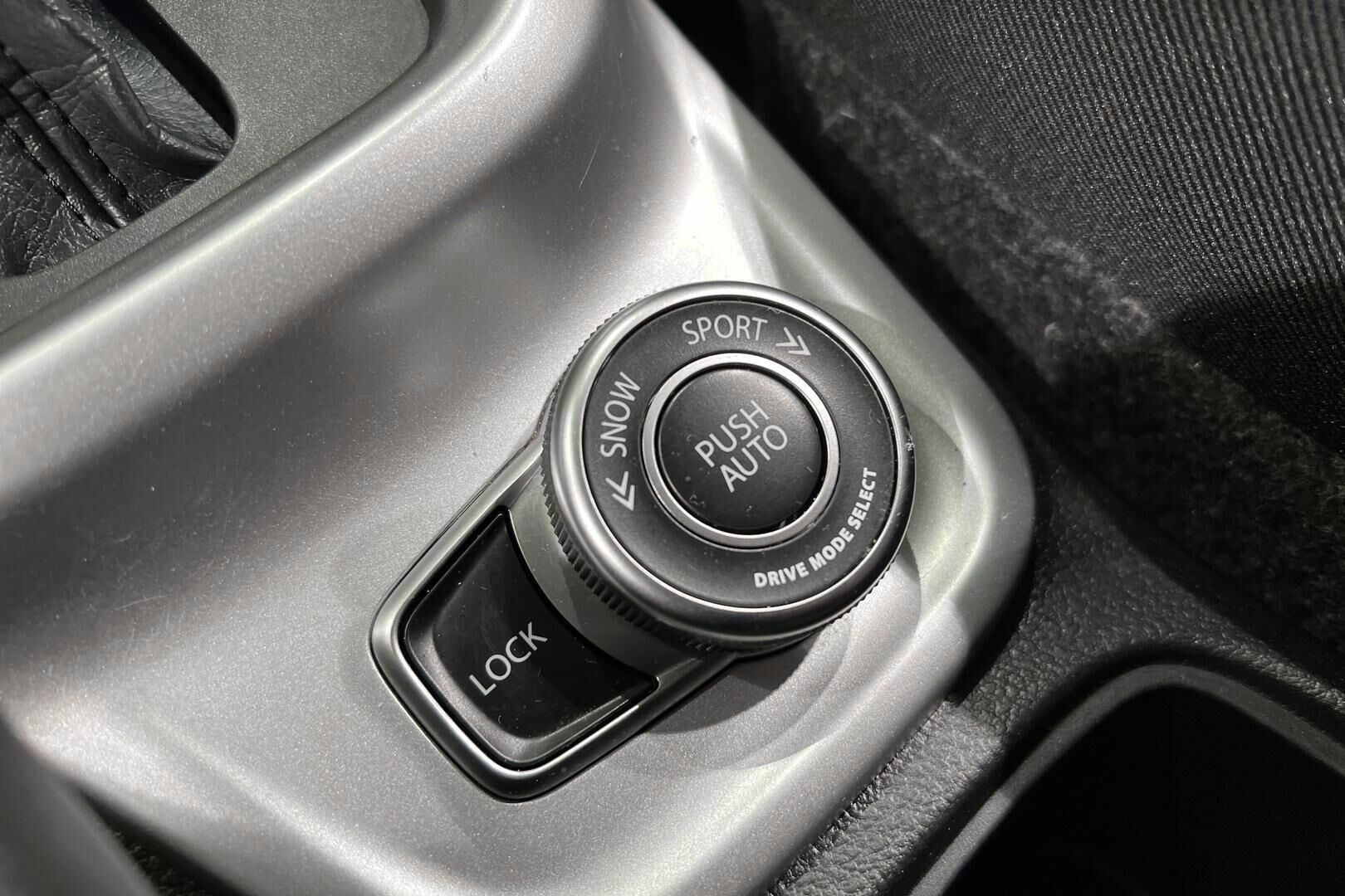 Suzuki Vitara iso kuva 16