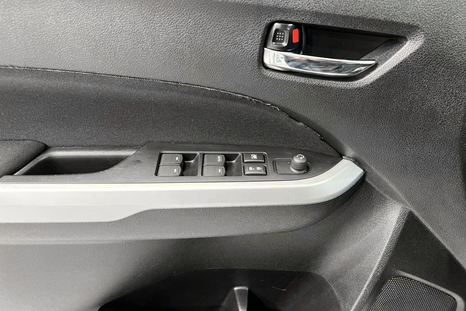 Suzuki Vitara iso kuva 23