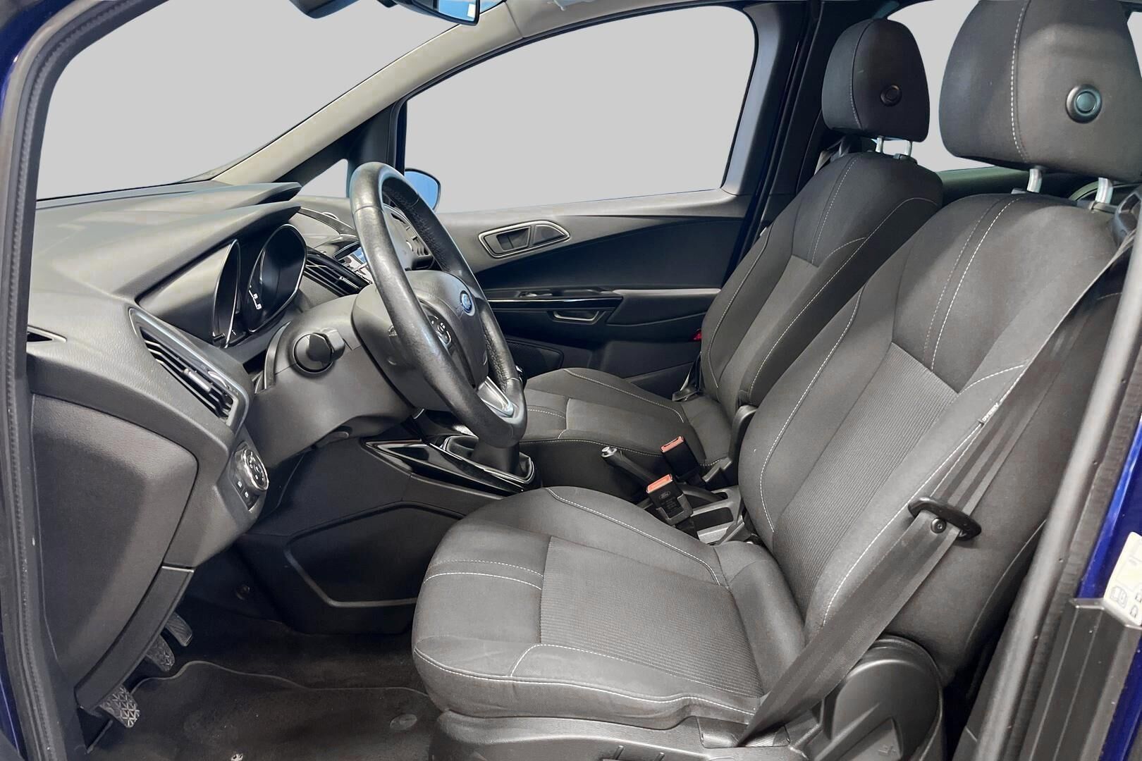 Ford B-Max iso kuva 15