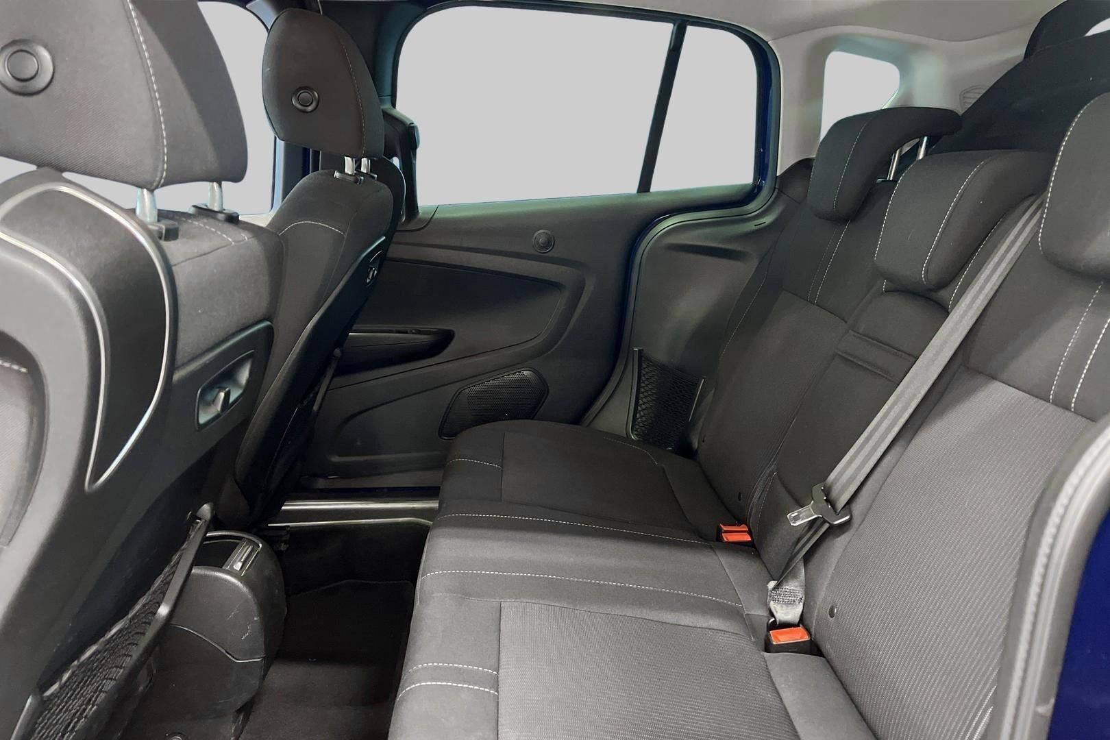 Ford B-Max iso kuva 16