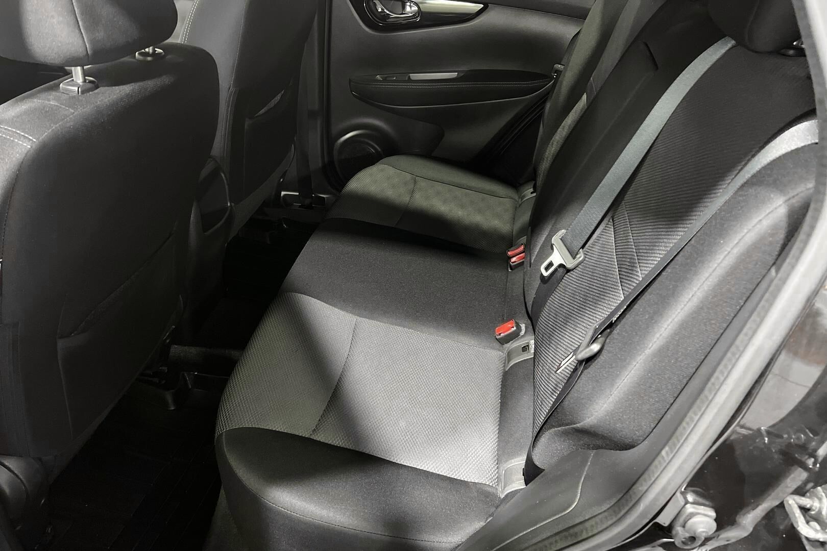 Nissan Qashqai iso kuva 5