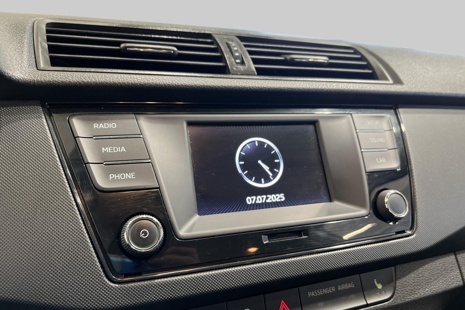Skoda Fabia iso kuva 15