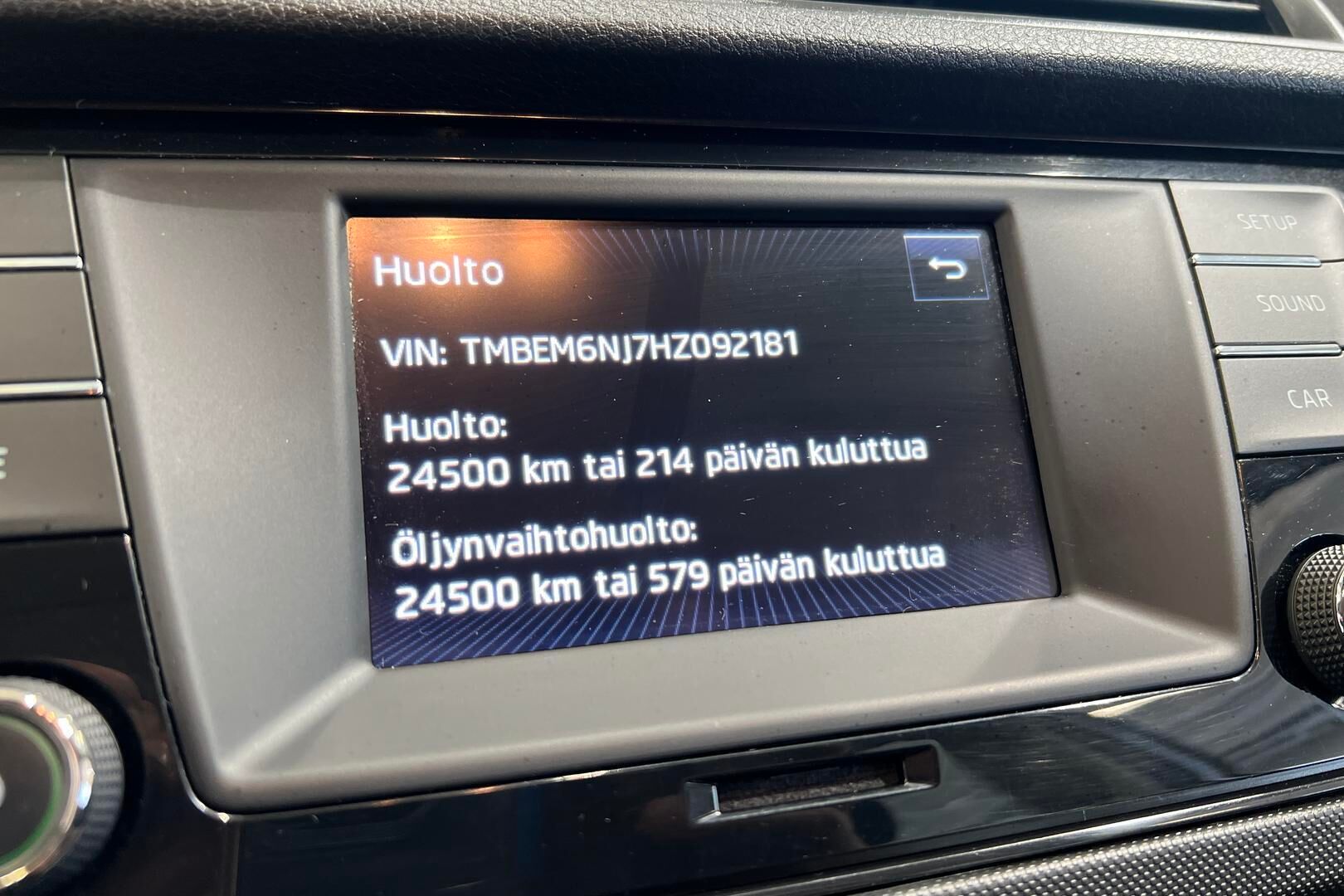 Skoda Fabia iso kuva 17
