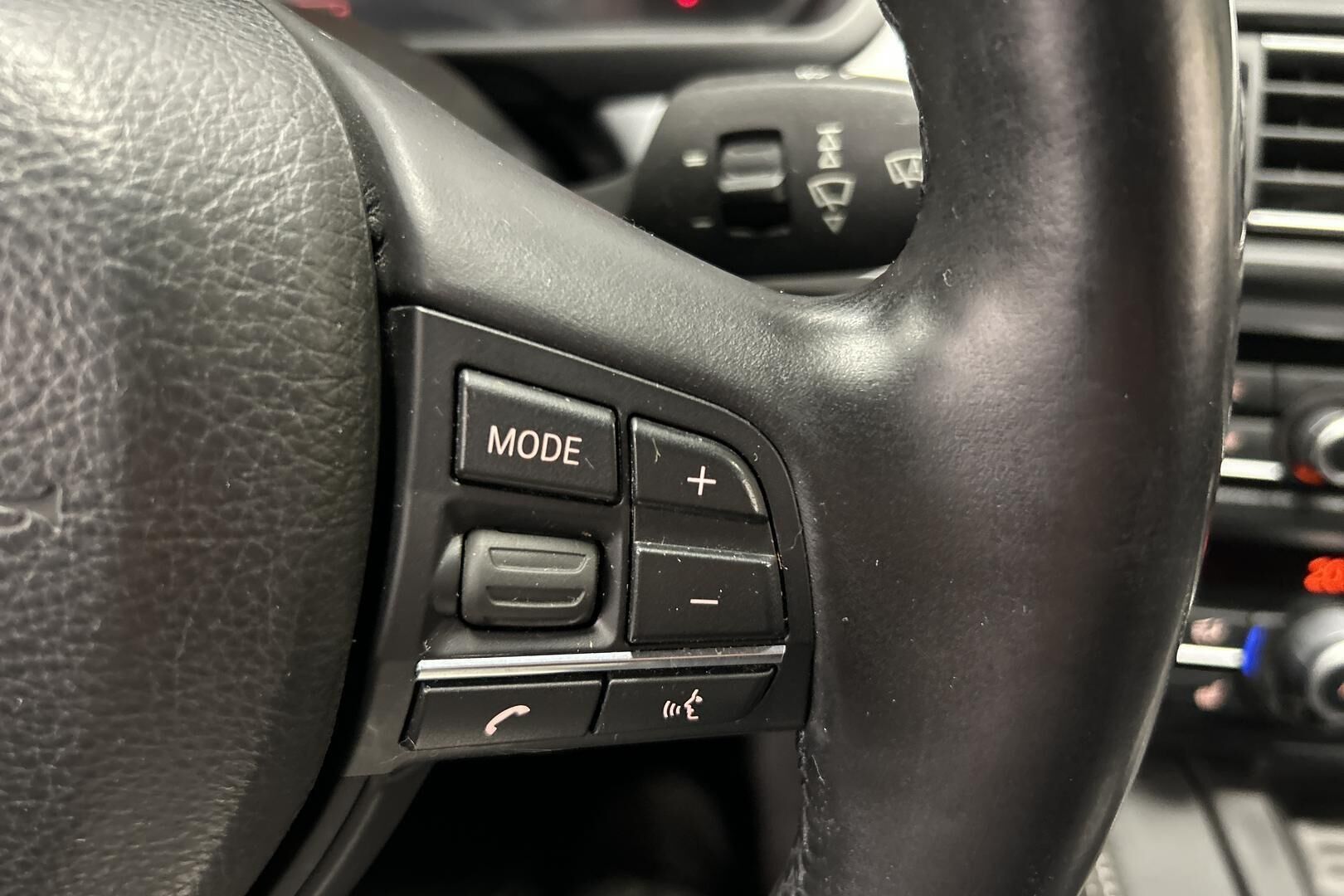 BMW 5-SARJA iso kuva 18