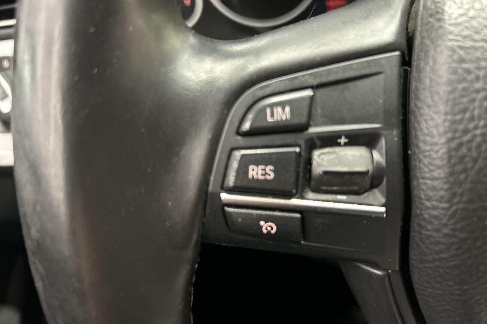 BMW 5-SARJA iso kuva 19