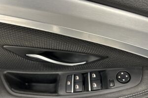 BMW 5-SARJA esikatselu 22