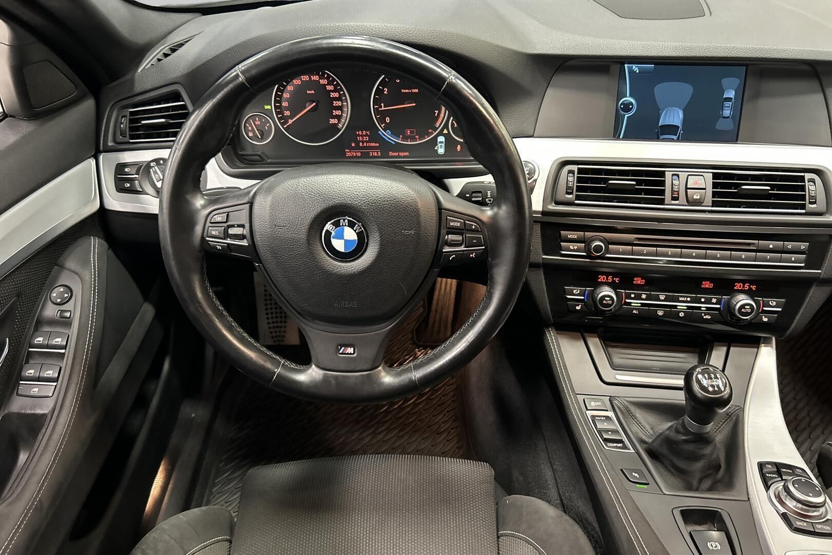 BMW 5-SARJA iso kuva 25