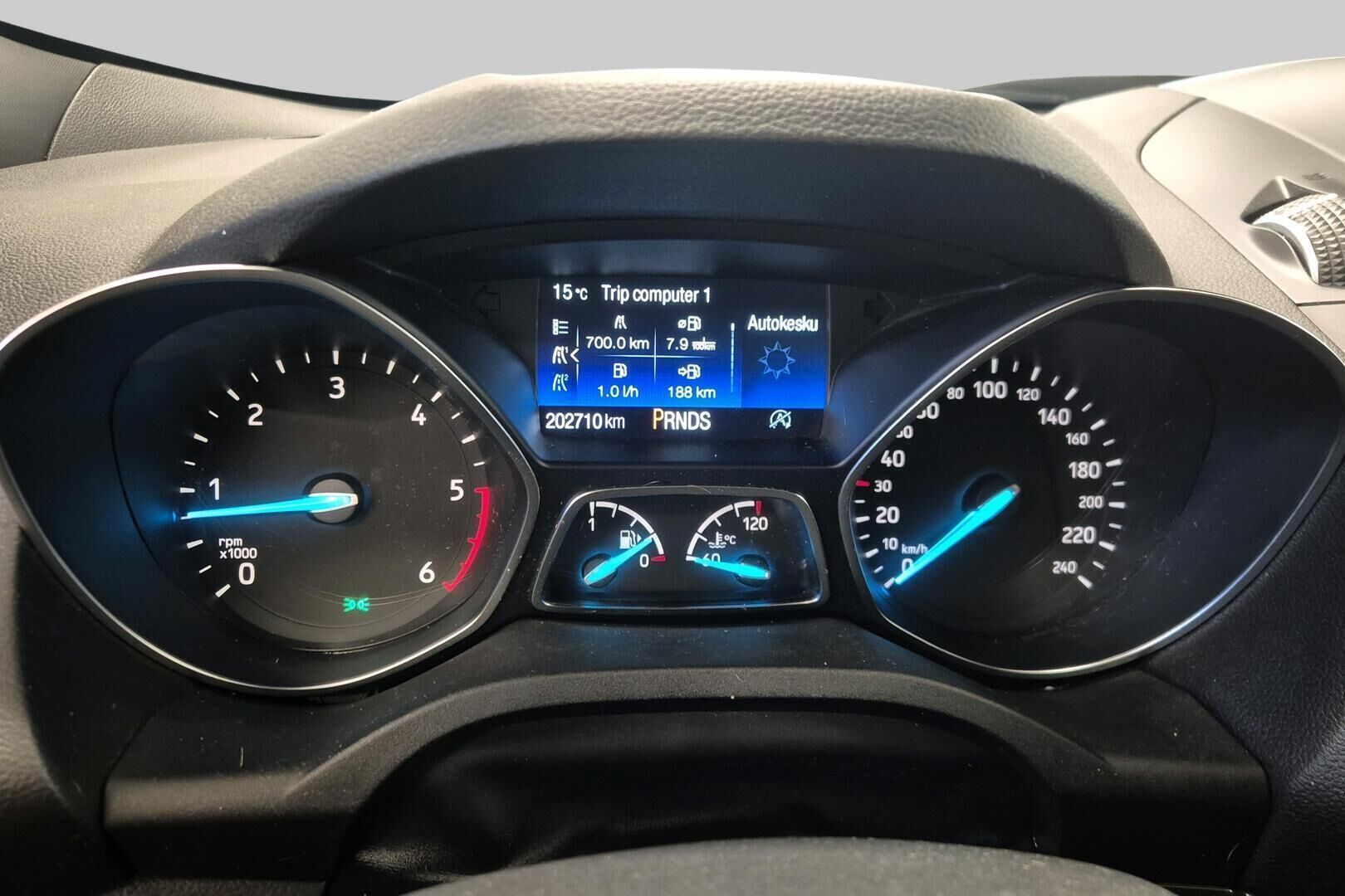Ford Kuga iso kuva 14