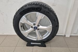 Ford Kuga esikatselu 23
