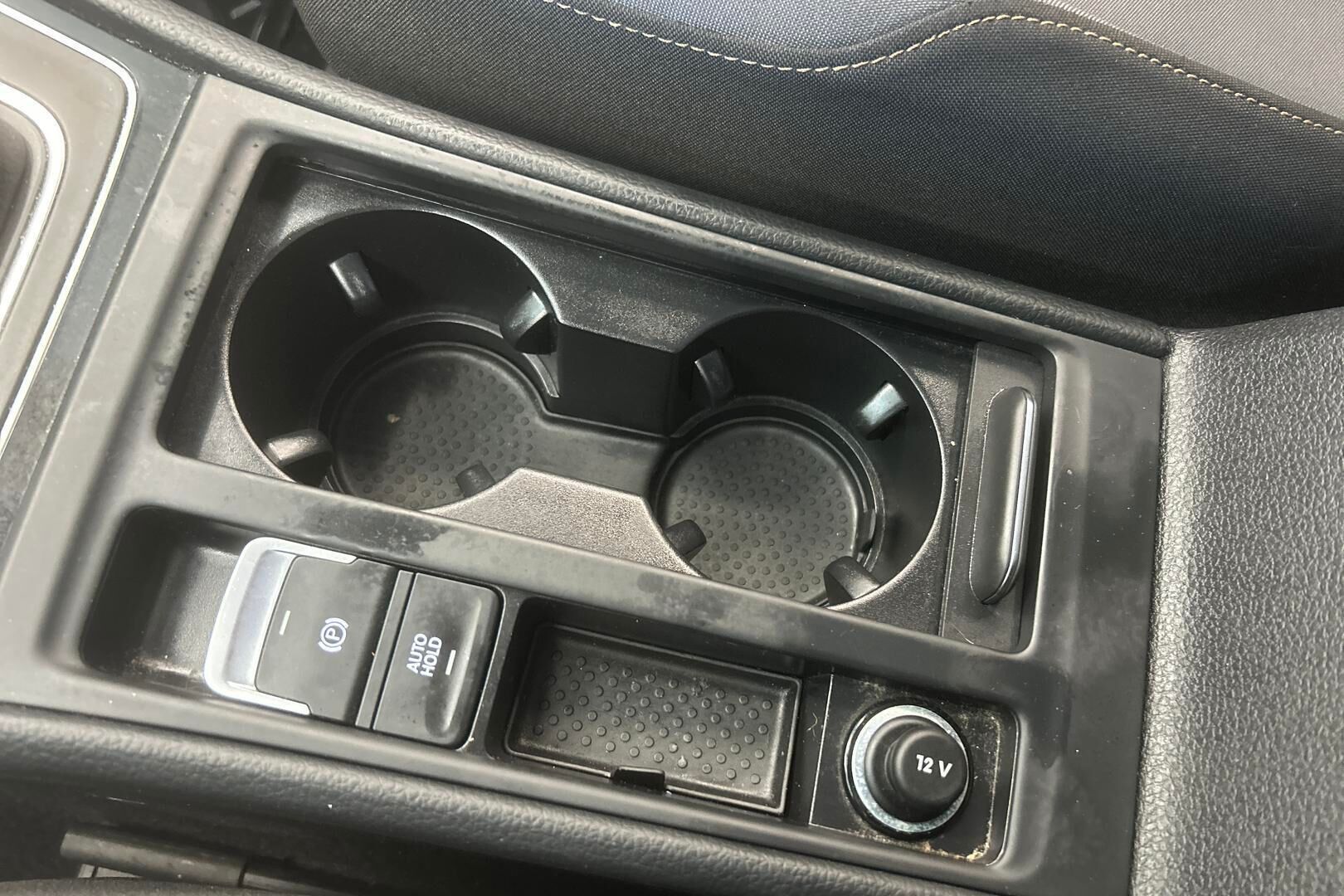 Volkswagen Golf iso kuva 20
