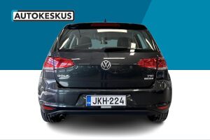 Volkswagen Golf esikatselu 5
