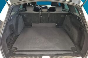 Mercedes-Benz E esikatselu 11