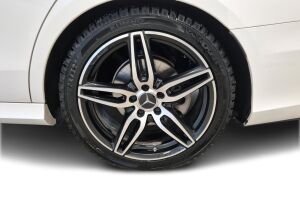 Mercedes-Benz E esikatselu 12