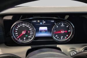 Mercedes-Benz E esikatselu 13