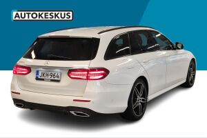 Mercedes-Benz E esikatselu 4