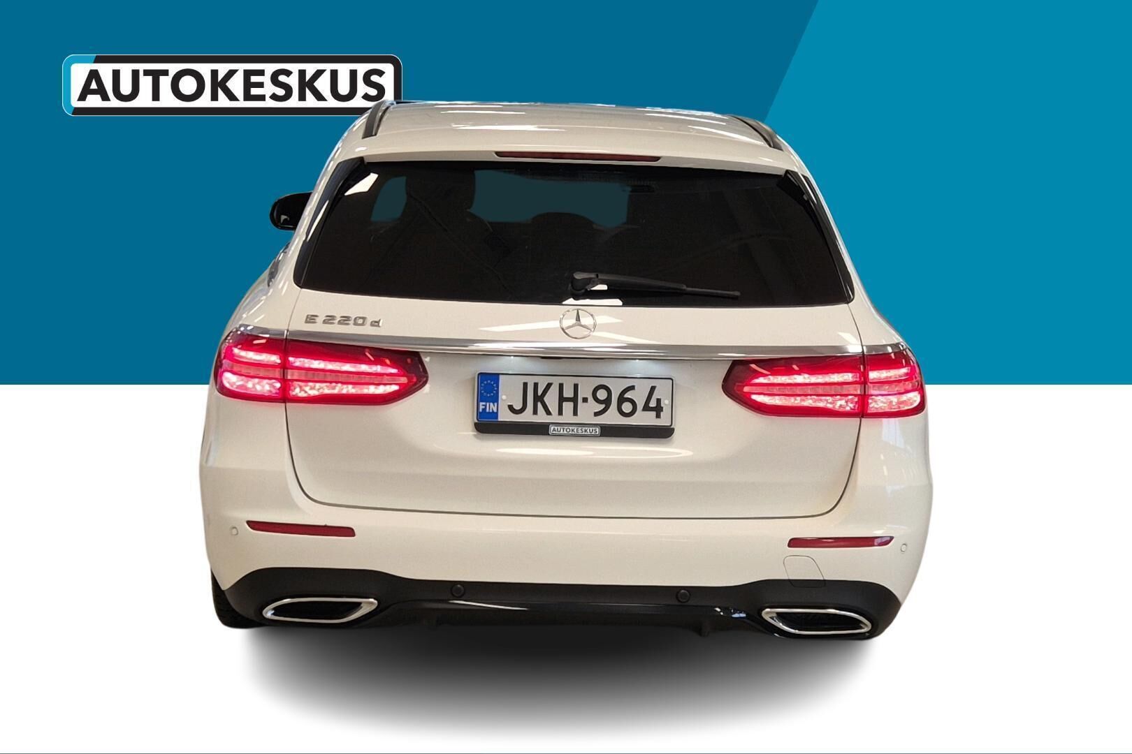 Mercedes-Benz E iso kuva 5