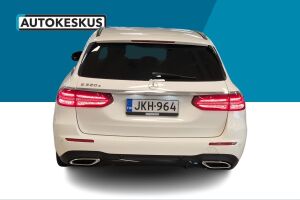 Mercedes-Benz E esikatselu 5