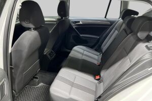 Volkswagen Golf esikatselu 10