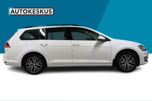 Volkswagen Golf esikatselu 4