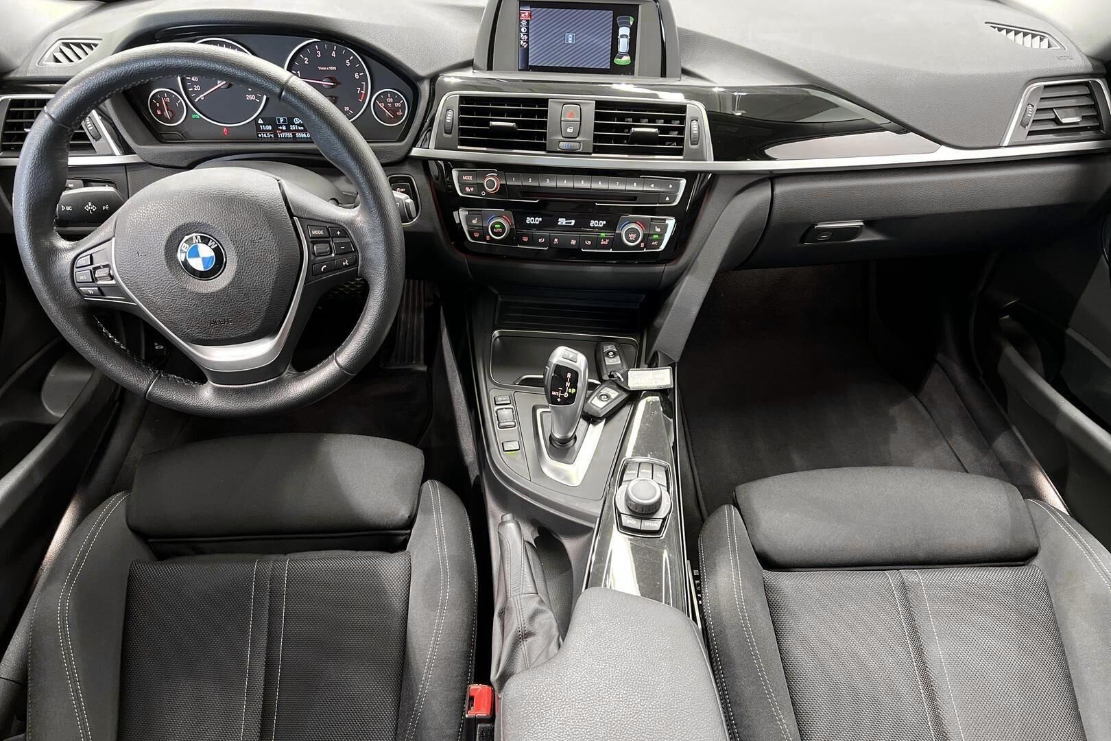BMW 3-sarja iso kuva 20