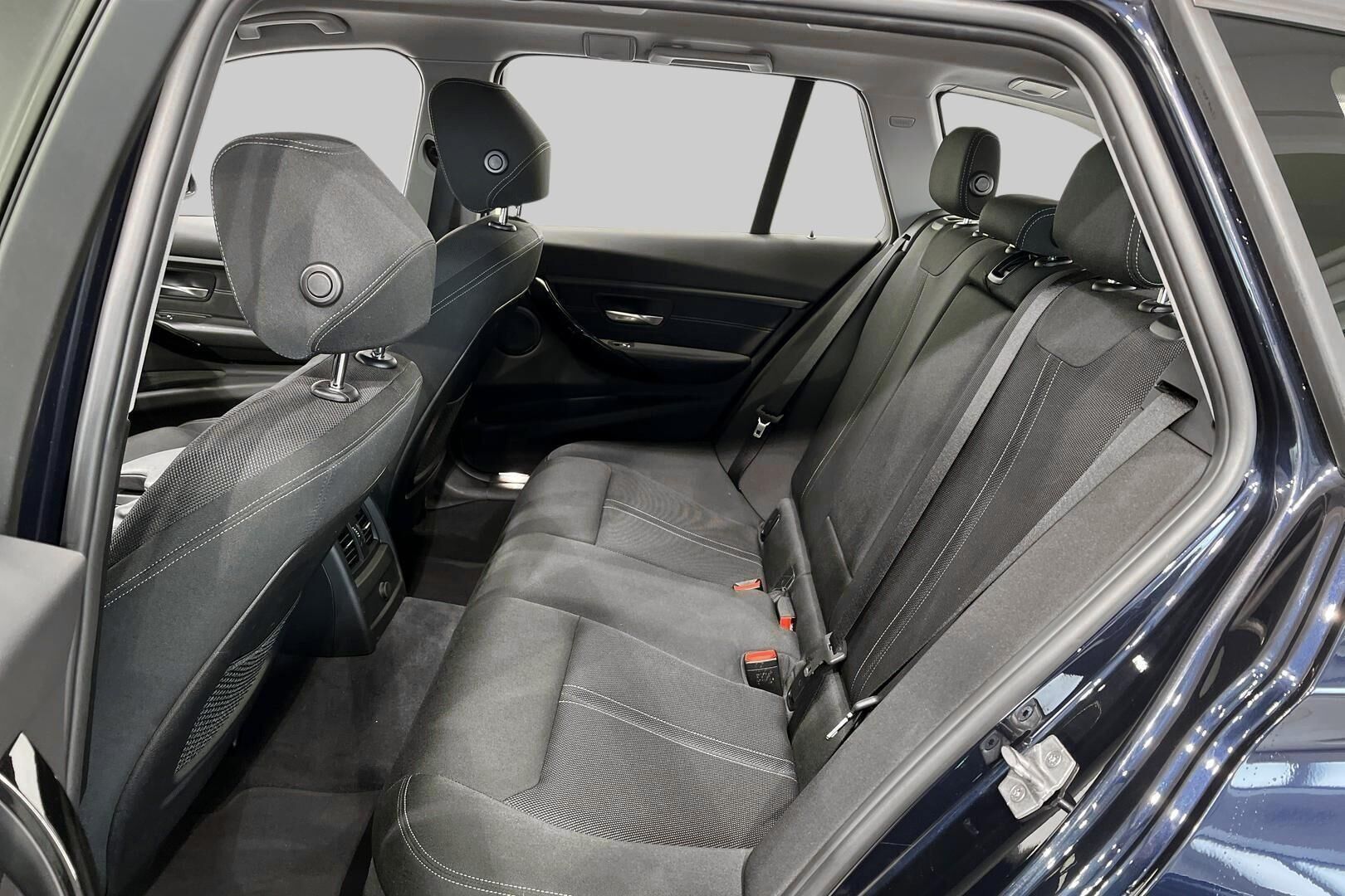 BMW 3-sarja iso kuva 7