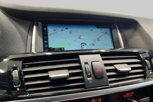 BMW X3 esikatselu 16