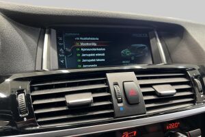 BMW X3 esikatselu 17