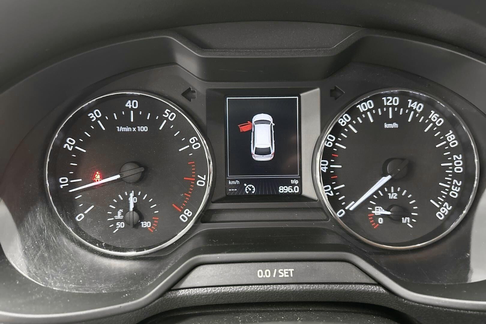 Skoda Octavia iso kuva 17