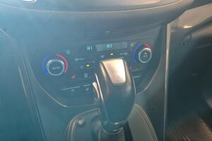 Ford C-Max esikatselu 17