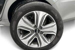 Kia Optima esikatselu 10