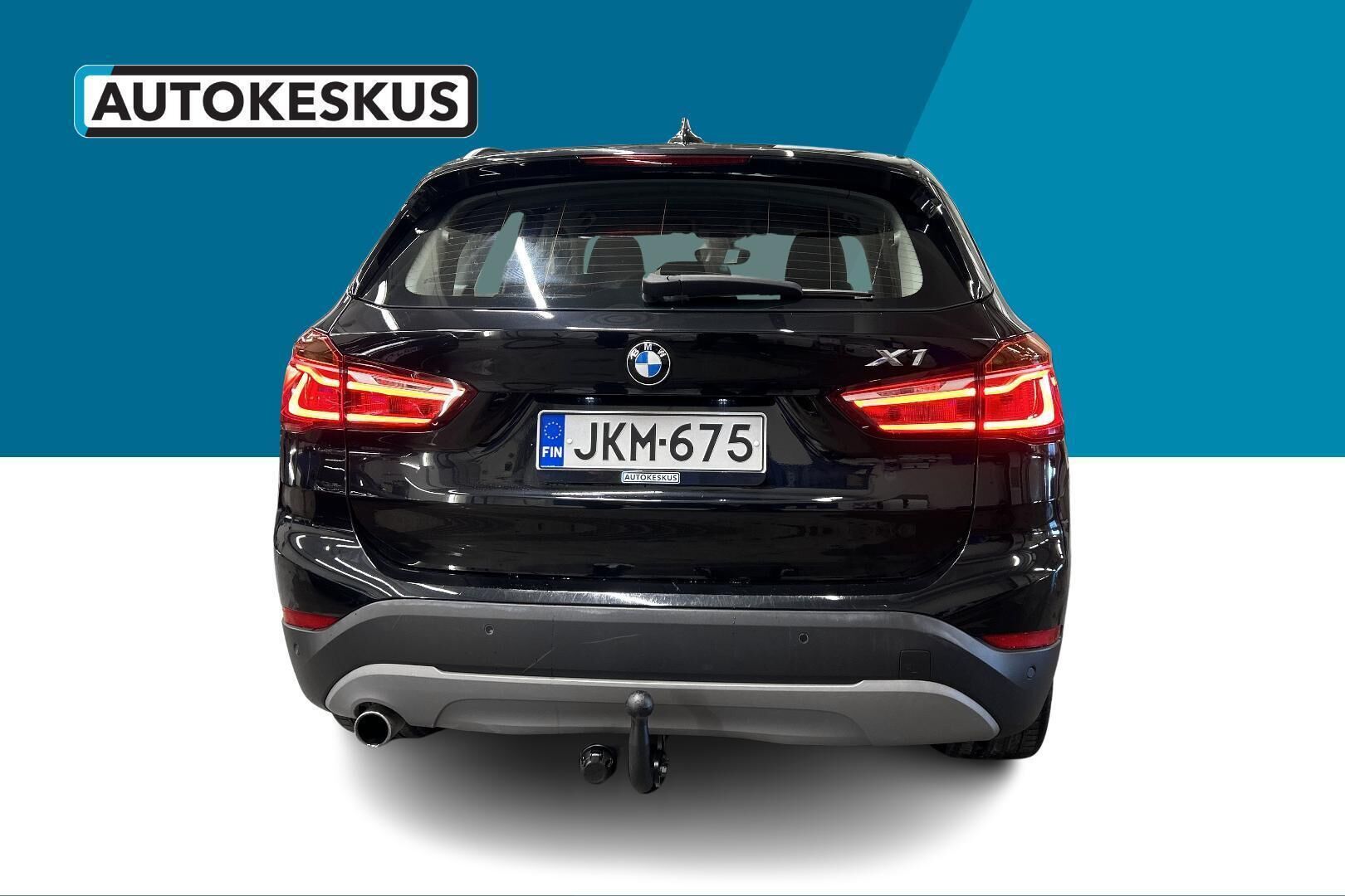 BMW X1 iso kuva 6
