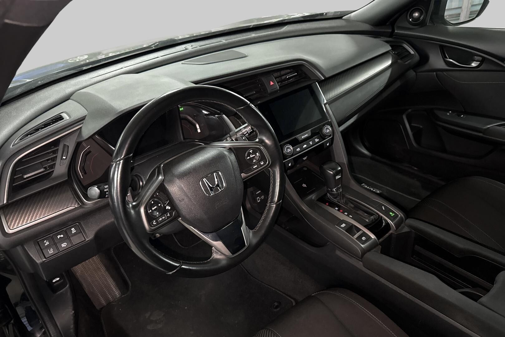 Honda Civic iso kuva 2