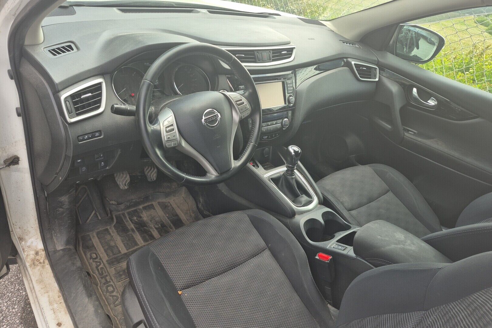 Nissan Qashqai iso kuva 1