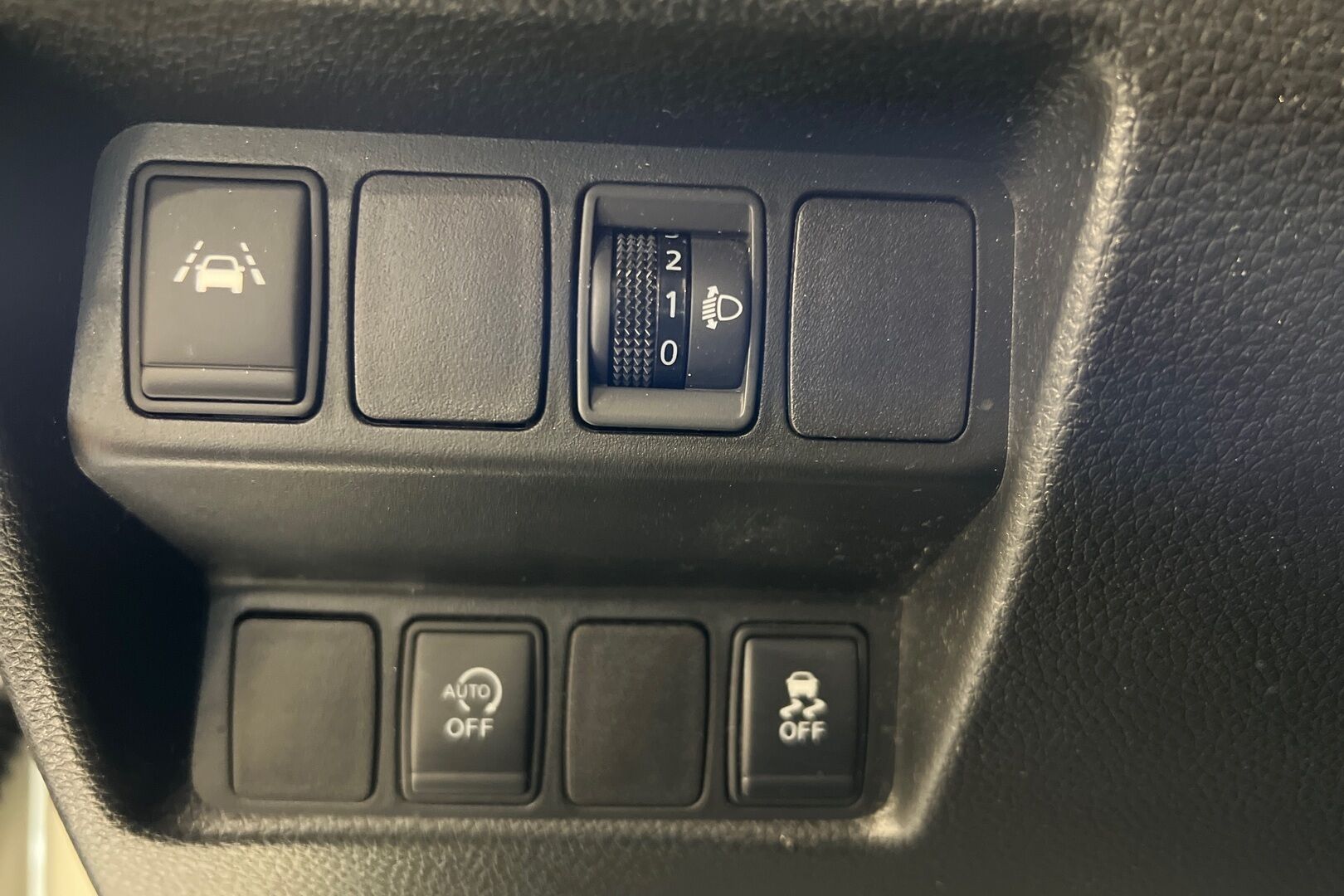 Nissan Qashqai iso kuva 15