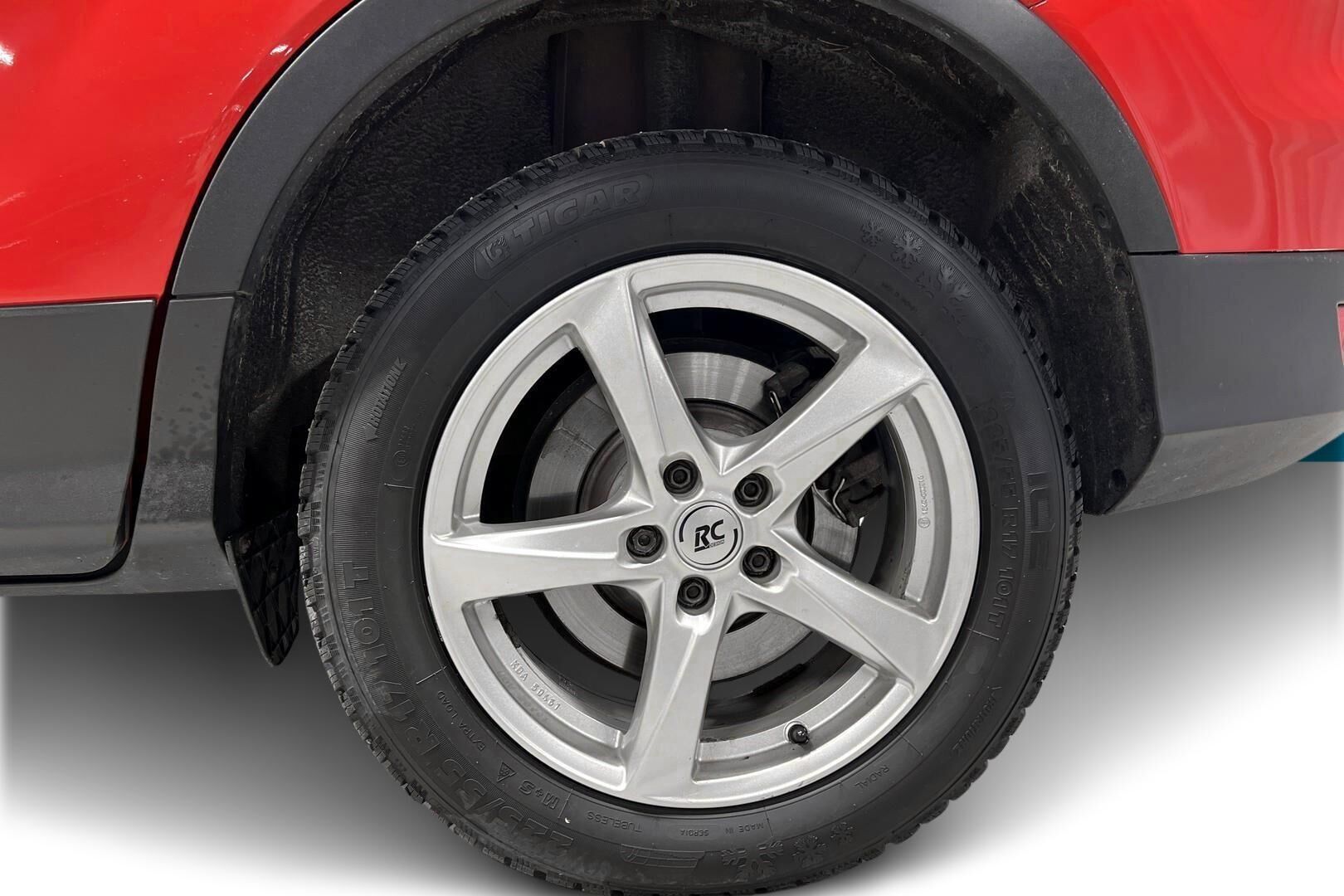 Ford Kuga iso kuva 13