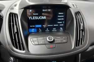 Ford Kuga esikatselu 15