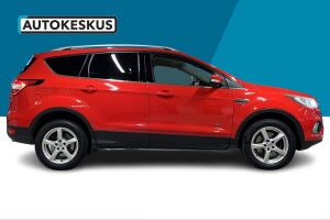 Ford Kuga esikatselu 4