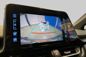 Toyota C-HR esikatselu 3