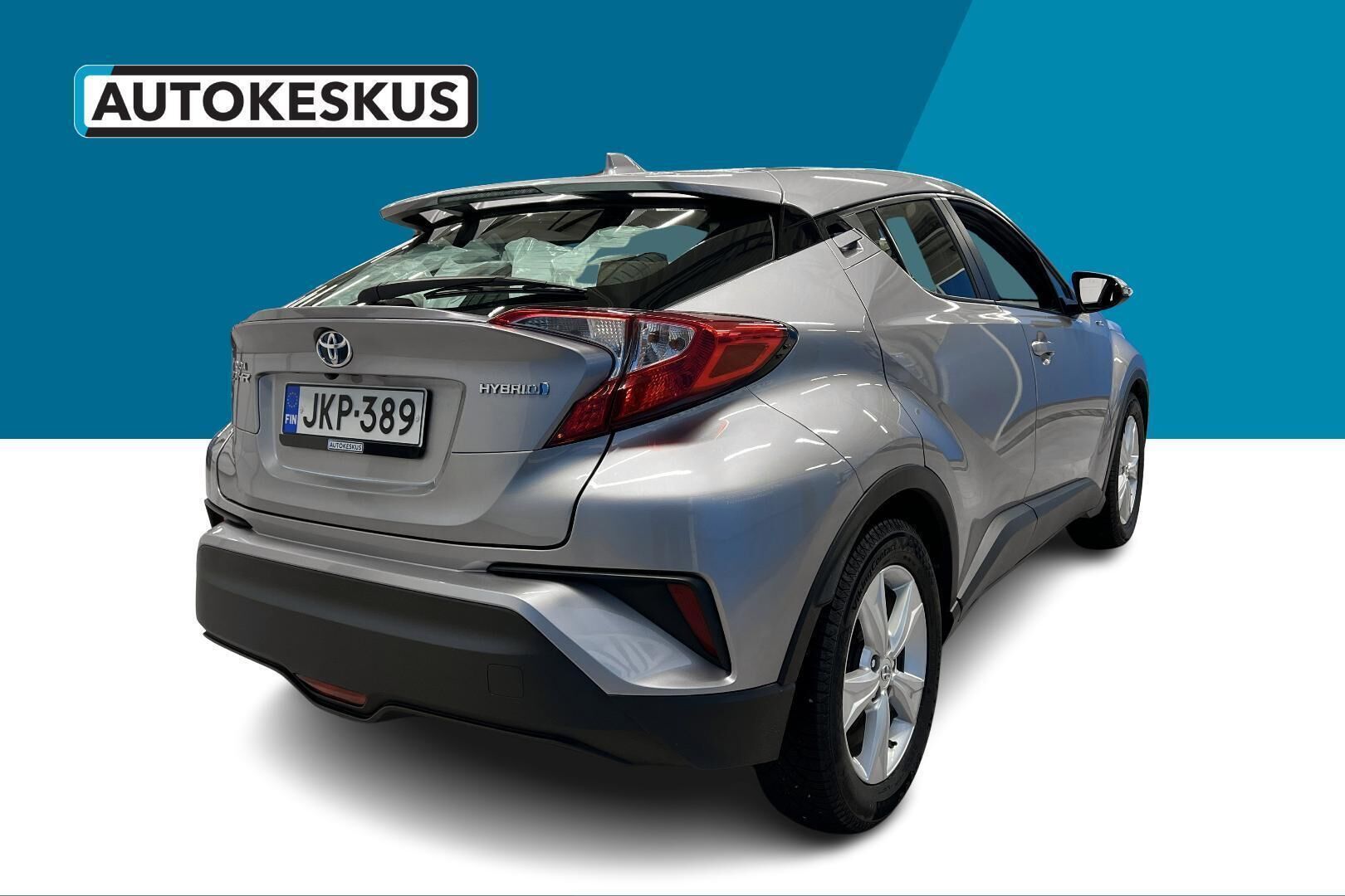 Toyota C-HR iso kuva 6