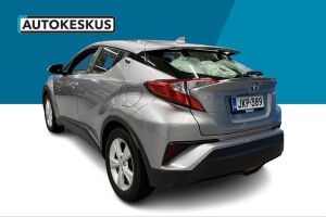 Toyota C-HR esikatselu 10