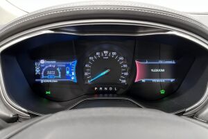 Ford Mondeo Vignale esikatselu 14