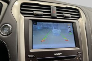 Ford Mondeo Vignale esikatselu 16