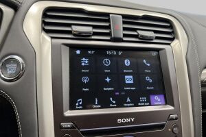 Ford Mondeo Vignale esikatselu 18