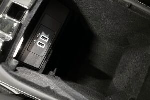 Ford Mondeo Vignale esikatselu 24