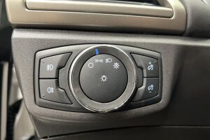 Ford Mondeo Vignale esikatselu 28