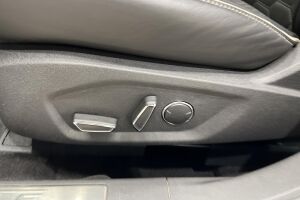 Ford Mondeo Vignale esikatselu 31