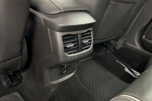 Ford Mondeo Vignale esikatselu 33