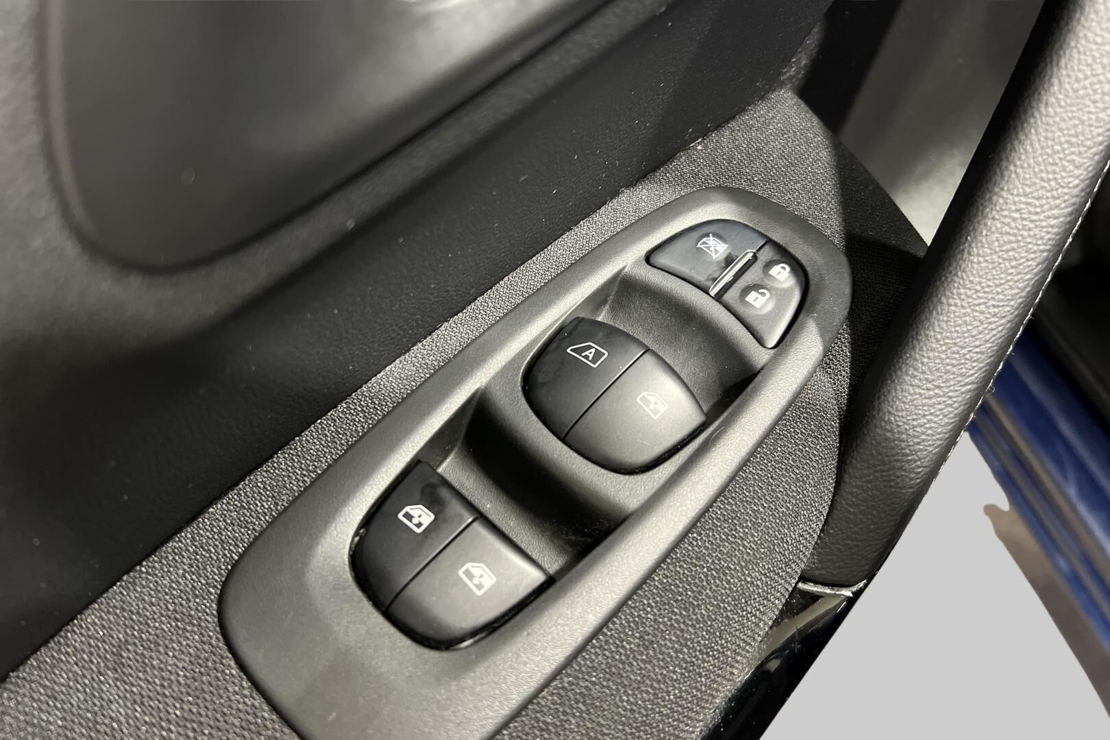 Renault Kadjar iso kuva 14