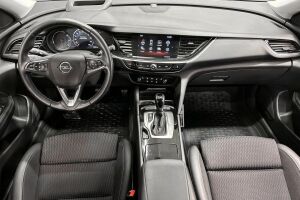 Opel Insignia esikatselu 11