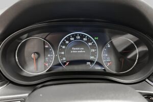 Opel Insignia esikatselu 14